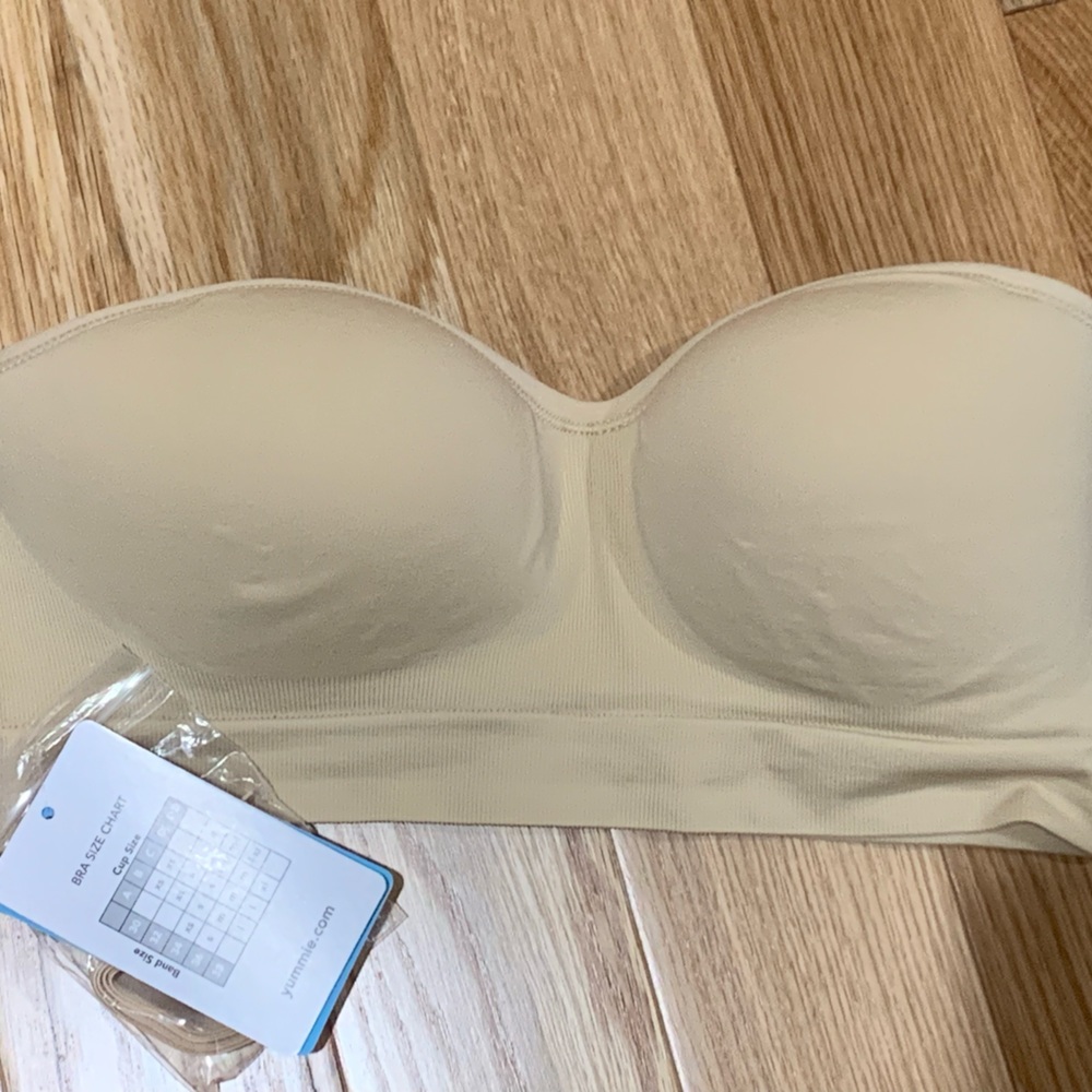 Yummie strapless bra, size small